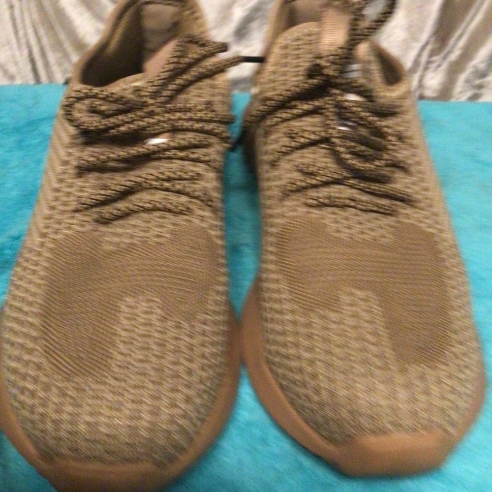 FURUIAN  SAFETY STEEL REINFORCED TOE SNEAKERS SZ M 9